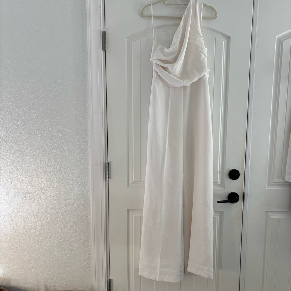 Mango Long Asymmetrical Draped Jumpsuit Off-White One-Shoulder NWT Size M Bridal - Picture 2 of 8